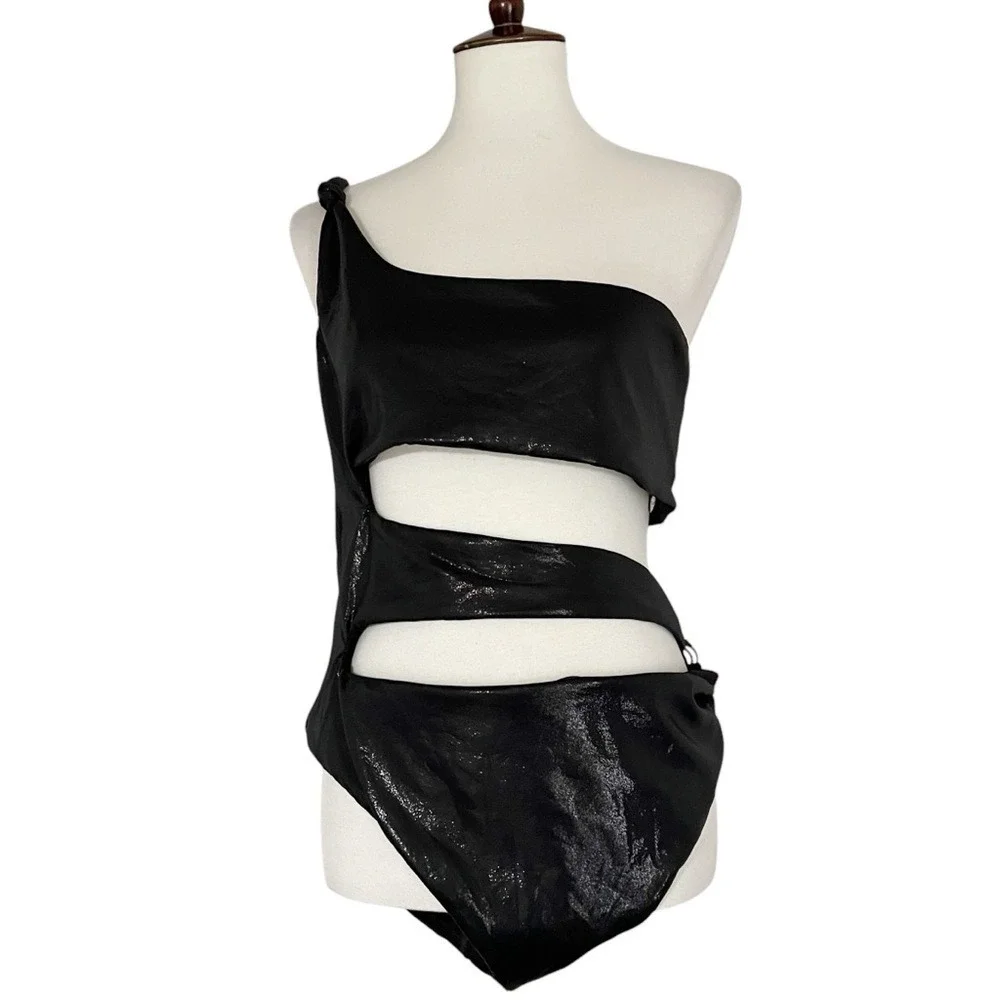 SKIMS women black